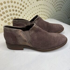 Clarks Women's Camzin Mix Boot Size 9.5 Chelsea Shootie Taupe Suede Metallic